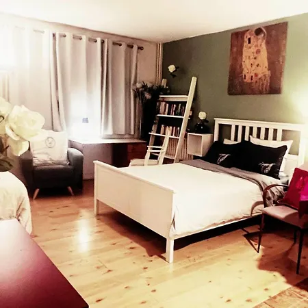 Accueillant Au Coeur De 30 M² Inclus * Paris